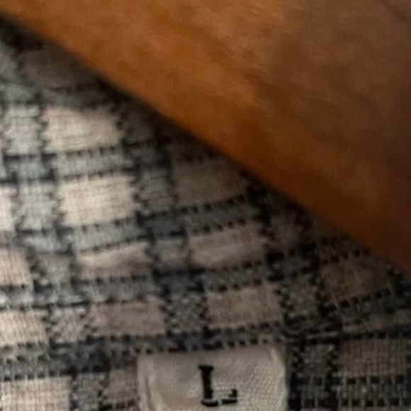 BOX OFFICE LONG SLEEVE - Picture 3 of 4